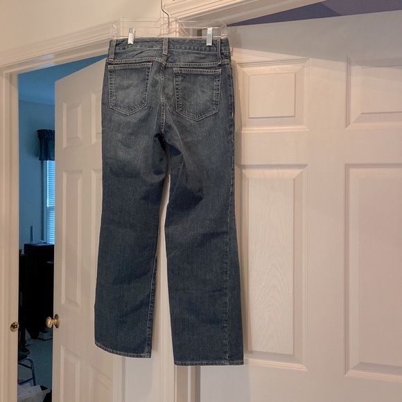 Eddie Bauer Natural  fit jeans - Picture 2 of 8